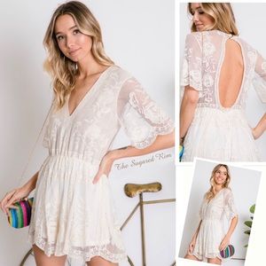 FLORAL LACE SCALLOP EDGE OPEN BACK V-NECK ROMPER